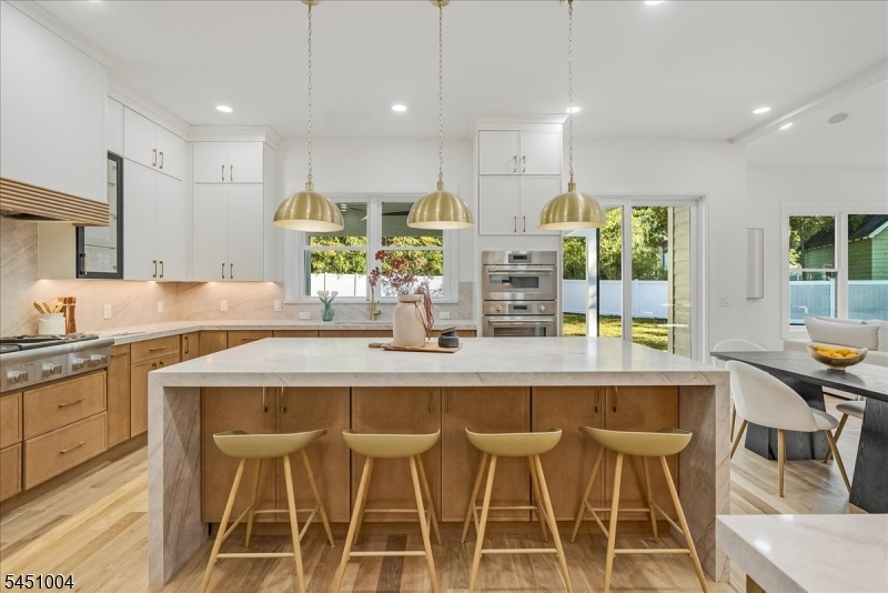 7 Sunset Drive Millburn NJ 07041