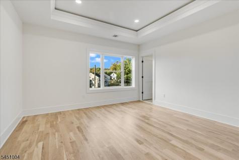 7 Sunset Drive Millburn NJ 07041