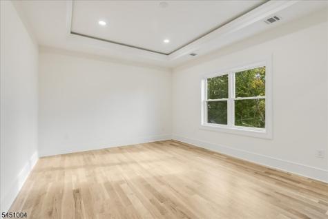 7 Sunset Drive Millburn NJ 07041