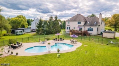 5 Prall Court East Amwell NJ 08551