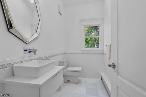12 Byron Court Parsippany-troy Hills NJ 07054