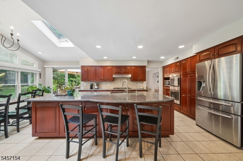 15 Mount Vernon Court Livingston NJ 07039