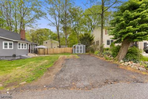 119 Bell Avenue Hopatcong NJ 07843