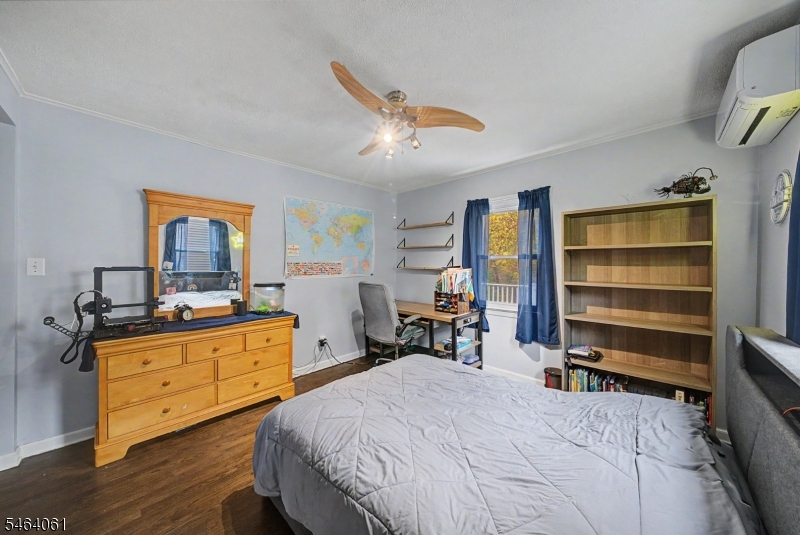 7 Redwood Lane Jefferson NJ 07849