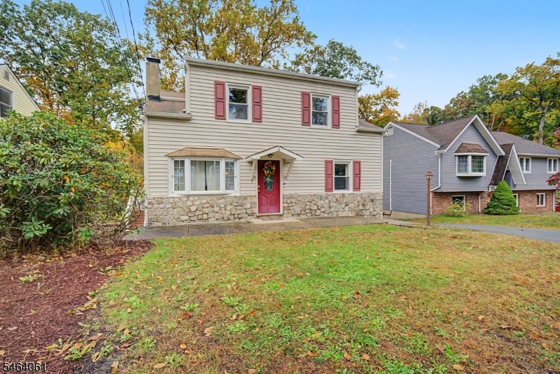 7 Redwood Lane Jefferson NJ 07849