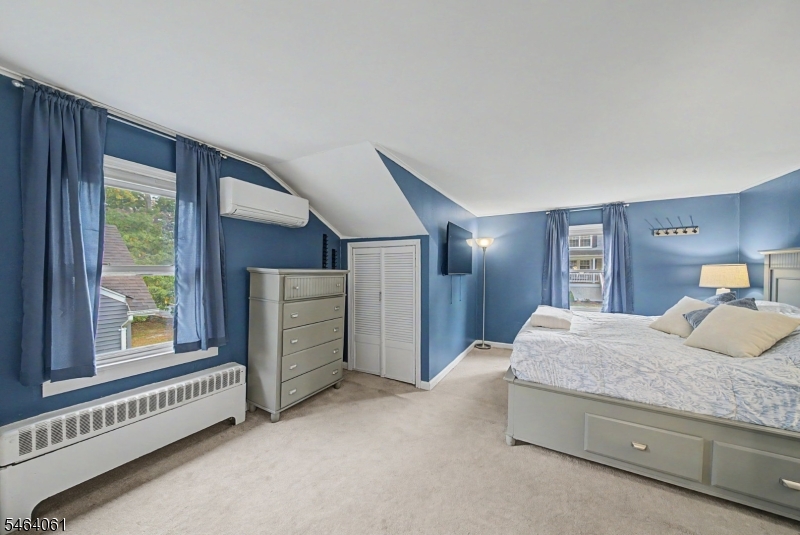 7 Redwood Lane Jefferson NJ 07849
