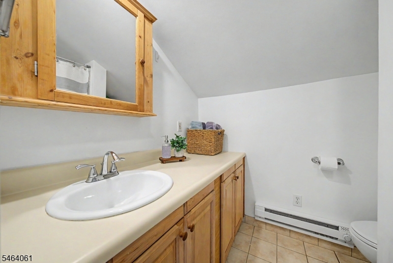 7 Redwood Lane Jefferson NJ 07849