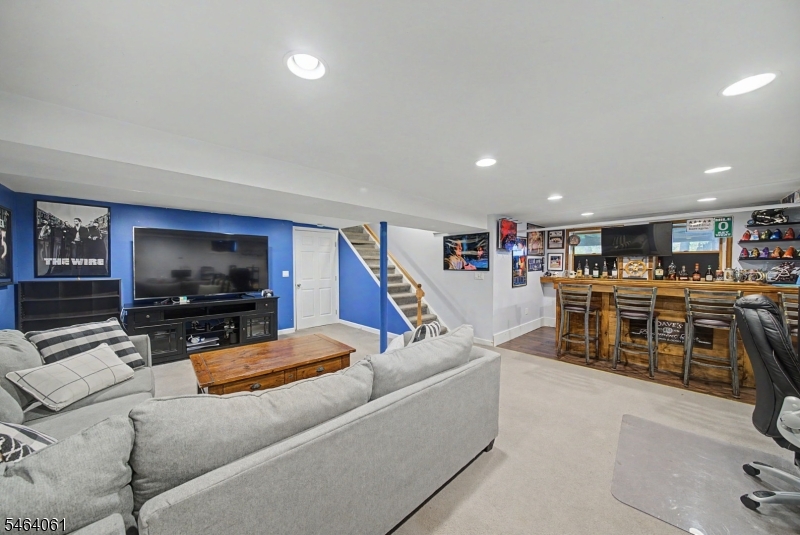 7 Redwood Lane Jefferson NJ 07849
