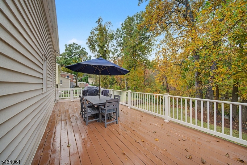 7 Redwood Lane Jefferson NJ 07849