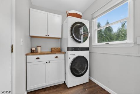 13 High View Drive Clinton NJ 08829