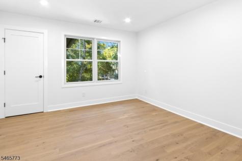 355 Ackerman Street Mountainside NJ 07092