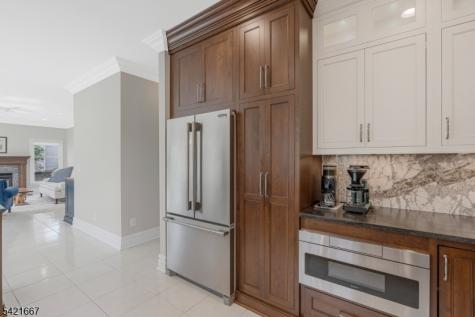 182 Beaumonte Way Bridgewater NJ 08807