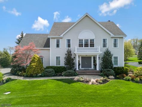 182 Beaumonte Way Bridgewater NJ 08807