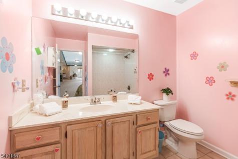 182 Beaumonte Way Bridgewater NJ 08807