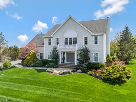 182 Beaumonte Way Bridgewater NJ 08807