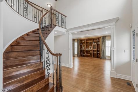 182 Beaumonte Way Bridgewater NJ 08807