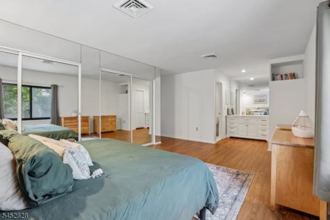 37 Cerone Court West Orange NJ 07052