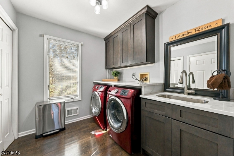 828 Atkinson Circle Hillsborough NJ 08844