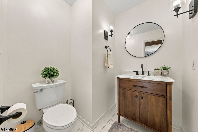 828 Atkinson Circle Hillsborough NJ 08844