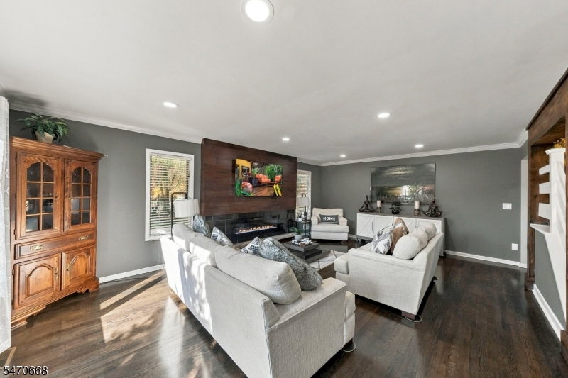 828 Atkinson Circle Hillsborough NJ 08844