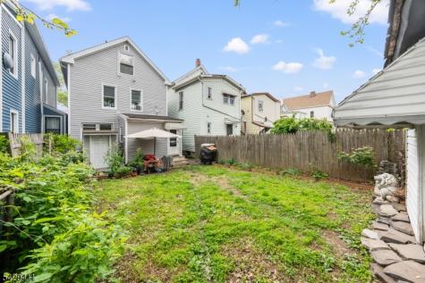 242 Franklin Street Elizabeth NJ 07206