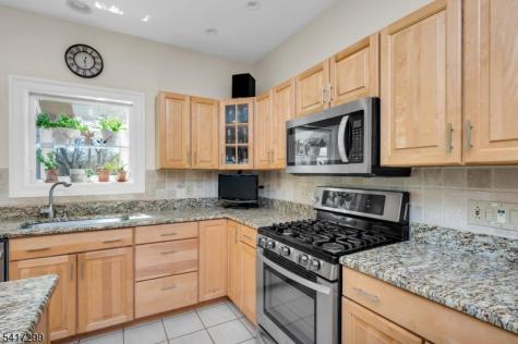 4 Kindred Court Bernards NJ 07920