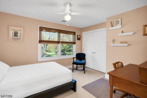 4 Kindred Court Bernards NJ 07920