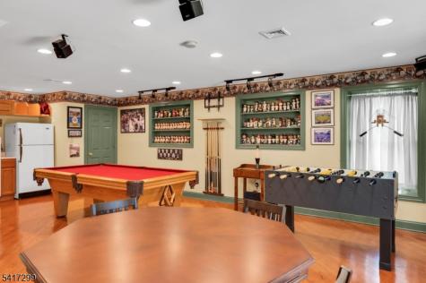 4 Kindred Court Bernards NJ 07920