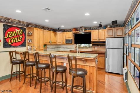 4 Kindred Court Bernards NJ 07920