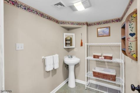 4 Kindred Court Bernards NJ 07920
