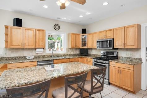 4 Kindred Court Bernards NJ 07920