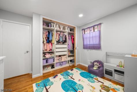 2 Wick Drive Sayreville NJ 08872