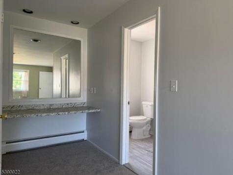 4 Parkview Drive Roxbury NJ 07876