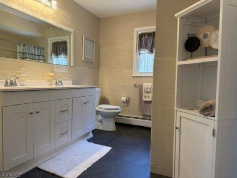 4 Parkview Drive Roxbury NJ 07876