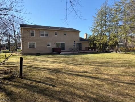 4 Parkview Drive Roxbury NJ 07876
