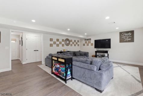 61 Queen Anne Drive Bernards NJ 07920