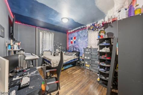 41 Edgar Street East Orange NJ 07018