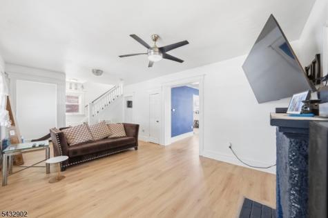 41 Edgar Street East Orange NJ 07018