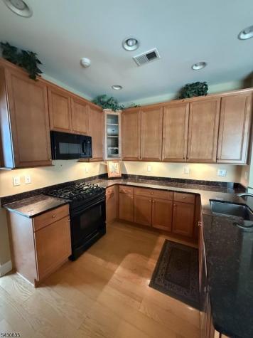 120 Crescent Way Monroe NJ 08831