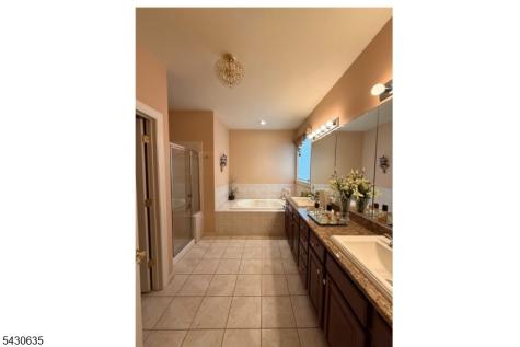 120 Crescent Way Monroe NJ 08831