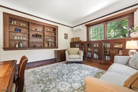 54 Myrtle Avenue Montclair NJ 07042