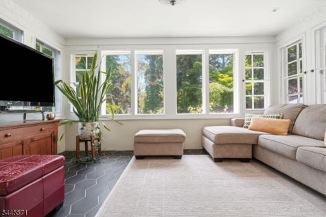 54 Myrtle Avenue Montclair NJ 07042