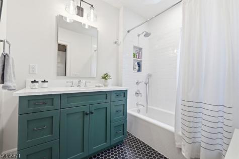 54 Myrtle Avenue Montclair NJ 07042