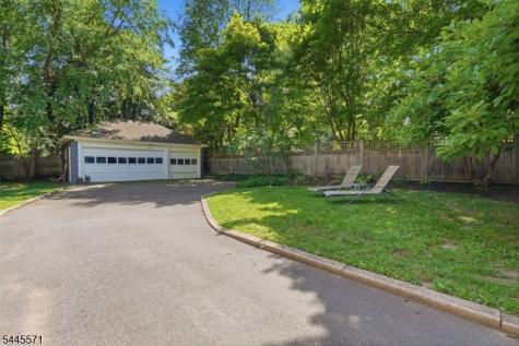 54 Myrtle Avenue Montclair NJ 07042