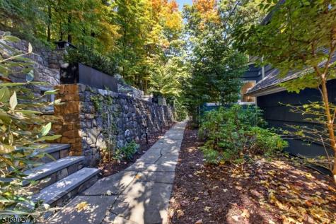 255 Smull Avenue North Caldwell NJ 07006