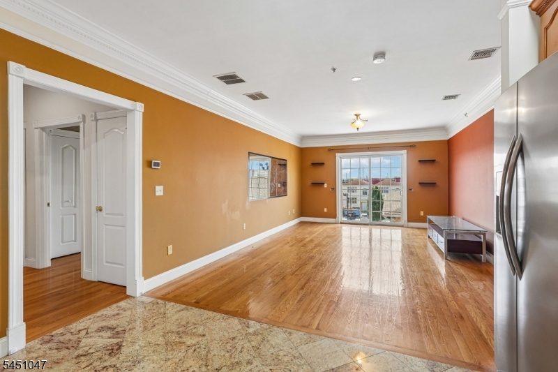 411 Chestnut Street Newark NJ 07105