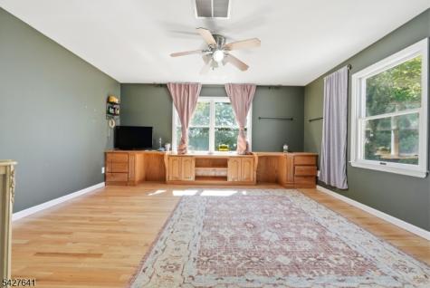 71 Hackberry Place Clifton NJ 07013