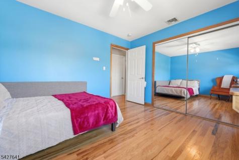 71 Hackberry Place Clifton NJ 07013
