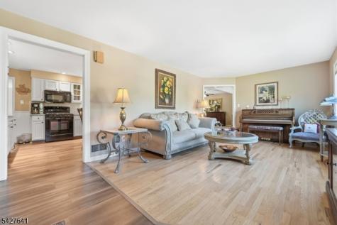 71 Hackberry Place Clifton NJ 07013