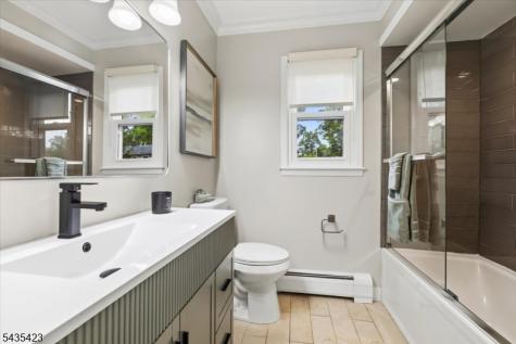 11 Nottingham Road West Orange NJ 07052